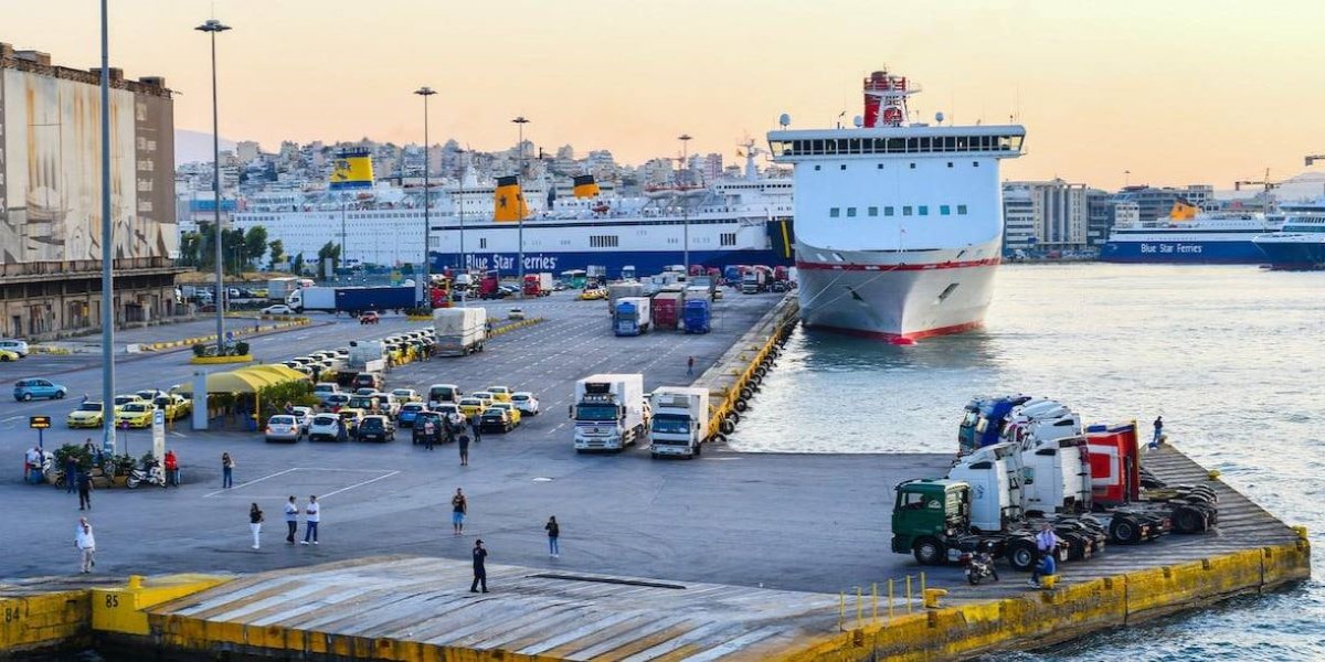 Piraeus Port 1200X600
